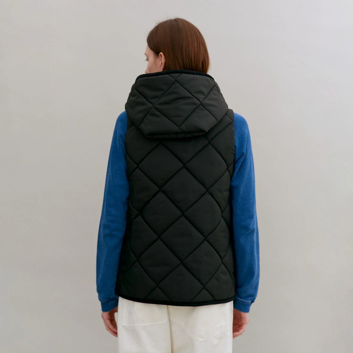 LVH BARTON Big Quilted Gilet Sable Black