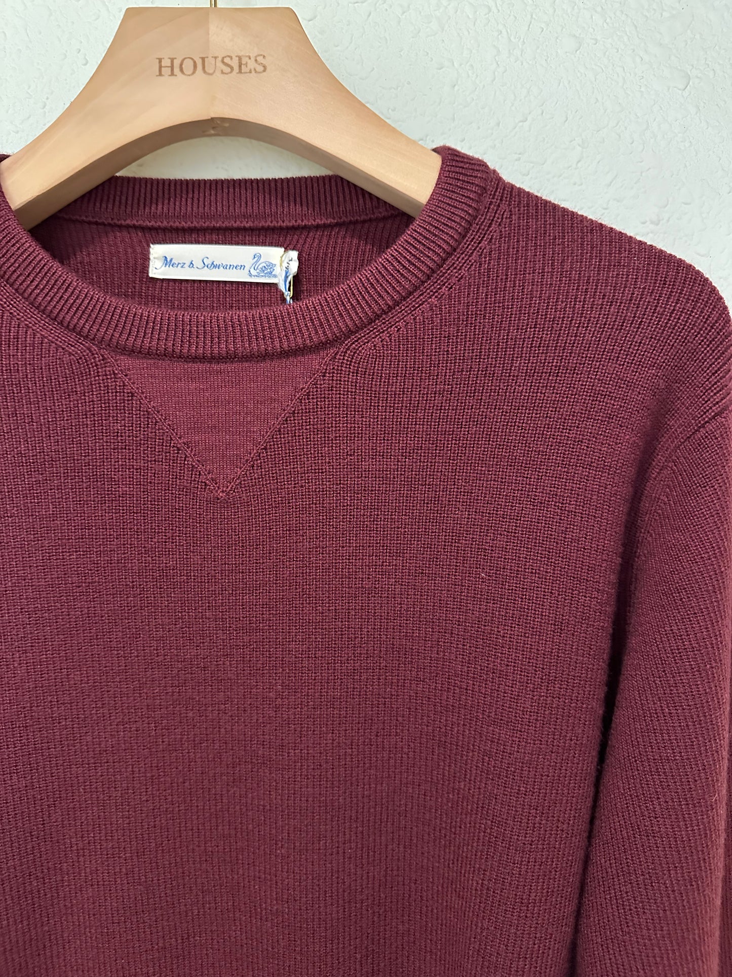 MZB Men’s Merino Wool Pullover Classic Fit Red Oak