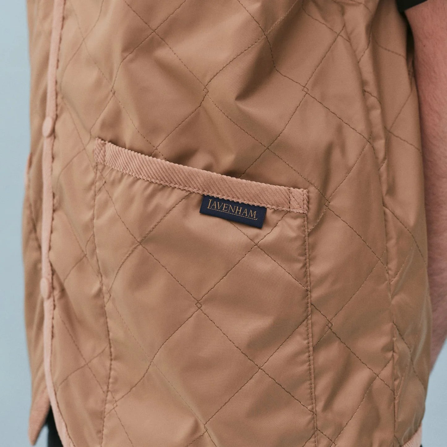 LVH MICKFIELD Unwadded Gilet Ochre
