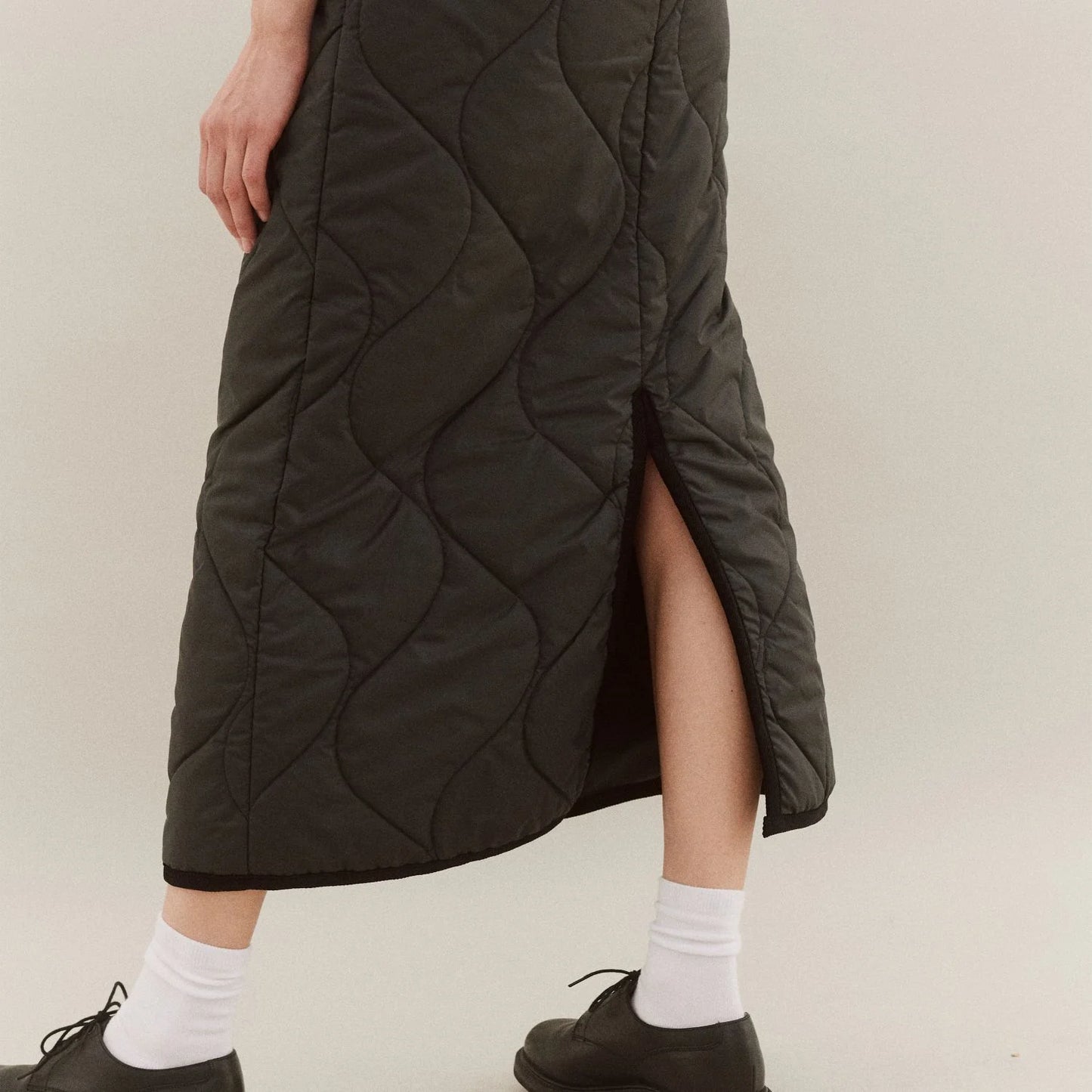 LVH Women's Quilted Skirt Black