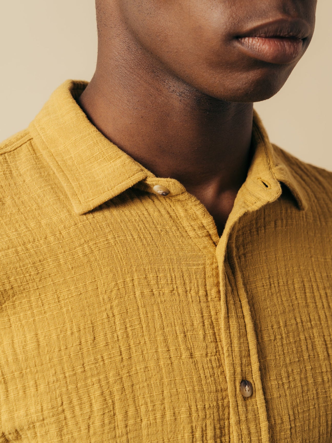 KHE Aberlady Shirt in Textured Cotton Ochire