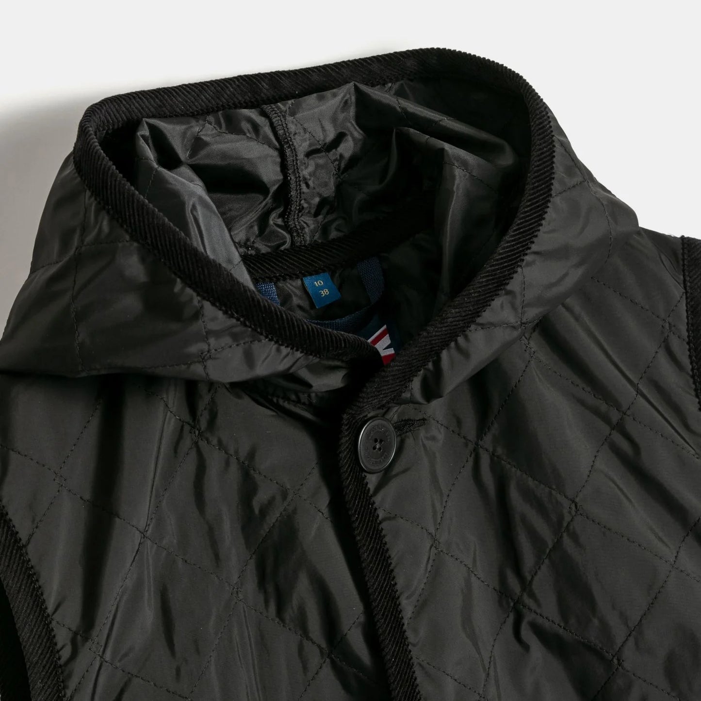 LVH BARTON Unwadded Gilet Sable Black