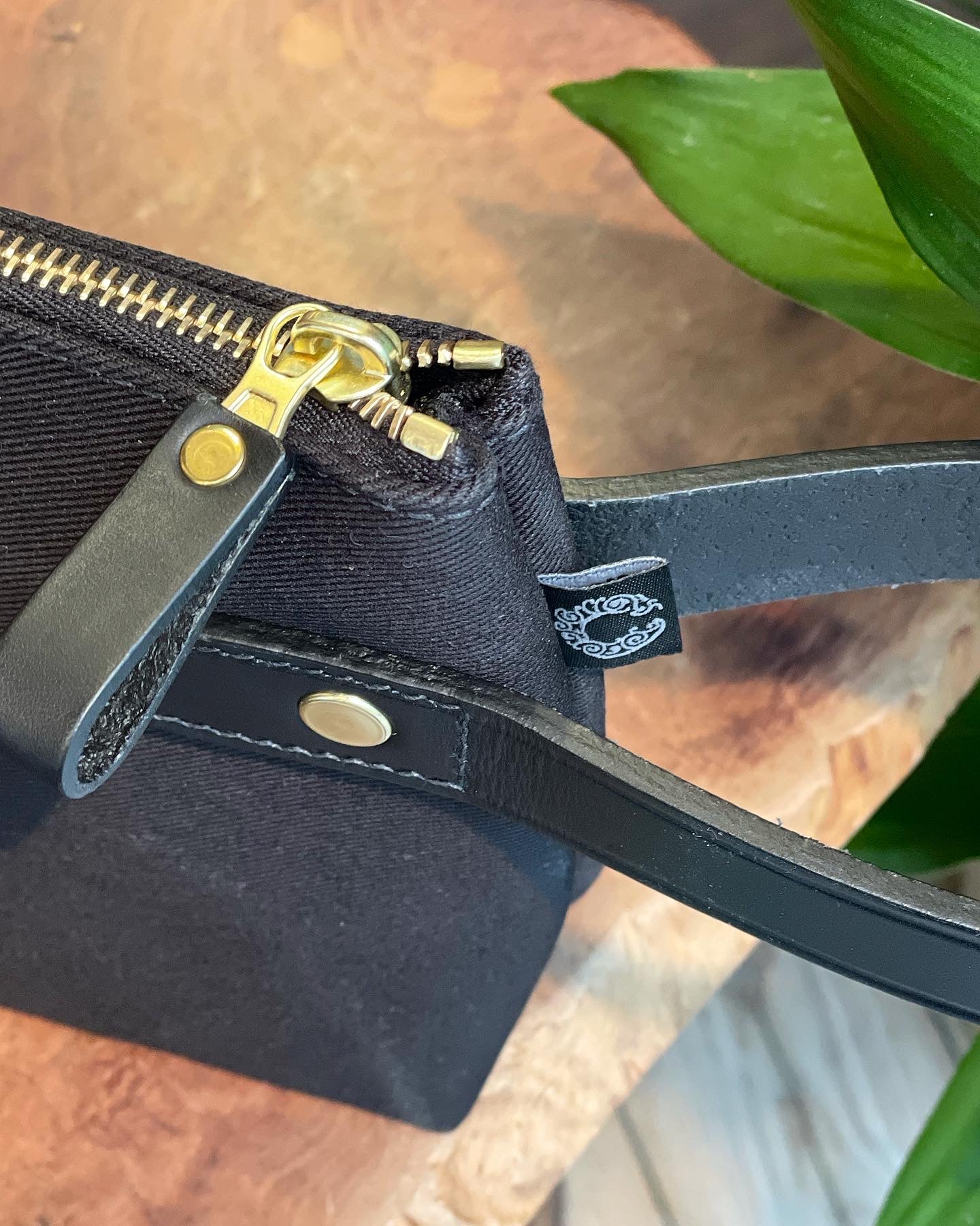 CRT DALBY Canvas Zipped Pouch