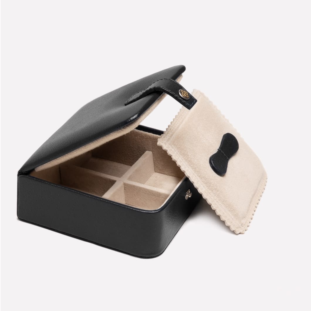 ETR CAPRA Ecru Medium Stud Or Jewellery Box