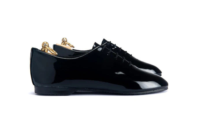 CNP REGENT Wholecut Jazz Shoes Black Patent