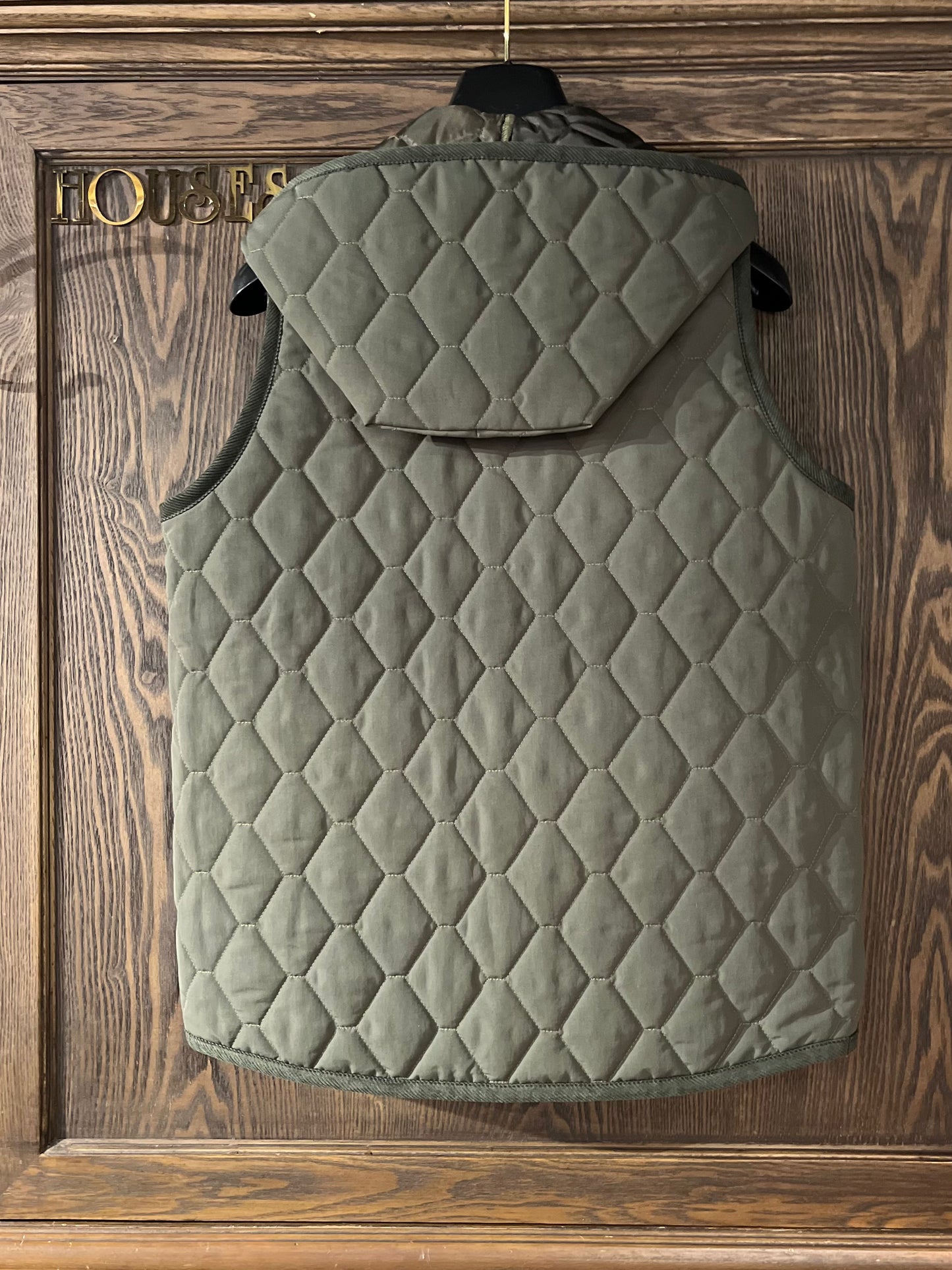LAVENHAM x HOUSES FLAXTON Detachable Hood Gilet Olive Green