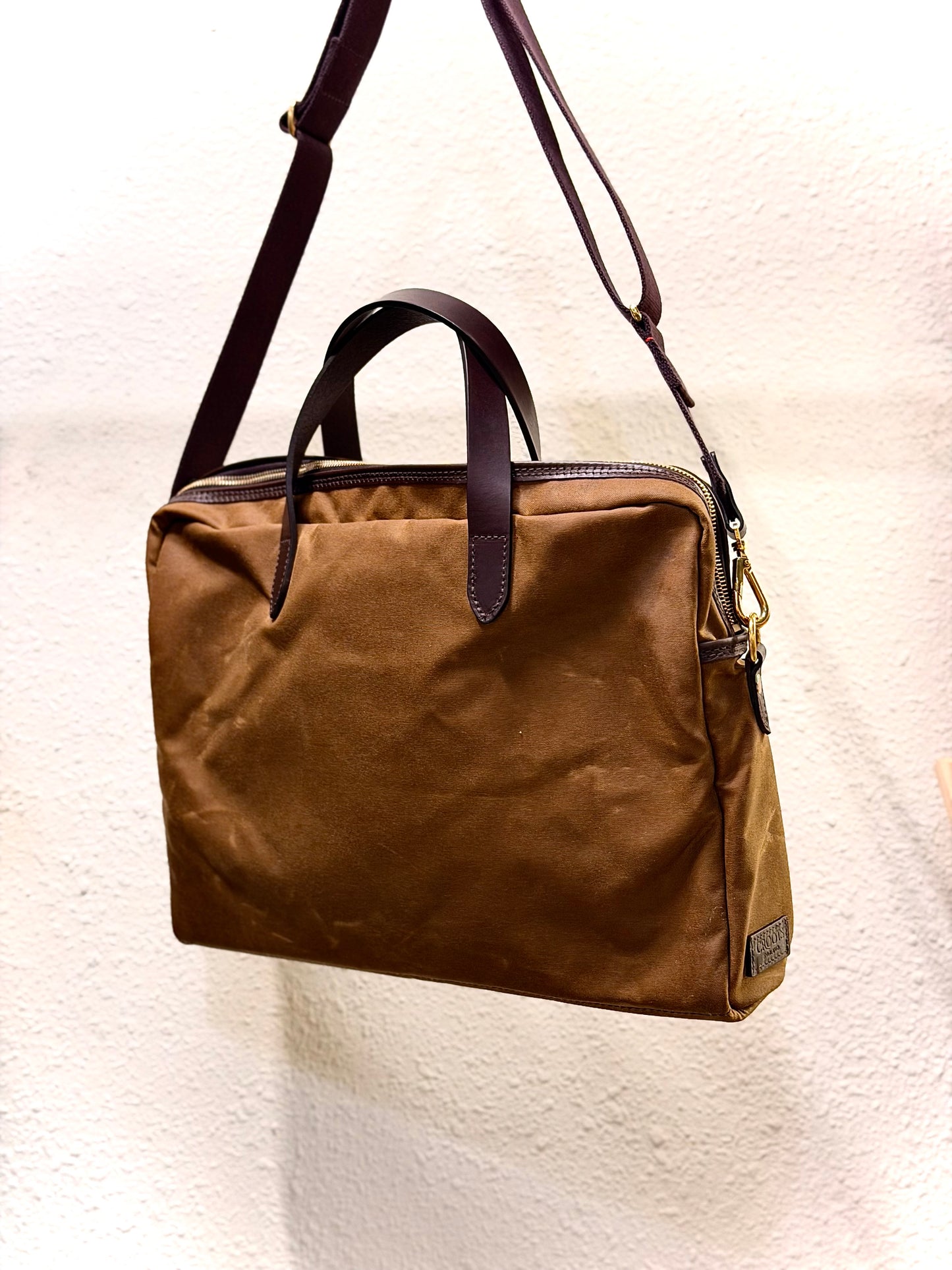 CRT Light Waxed Laptop Bags