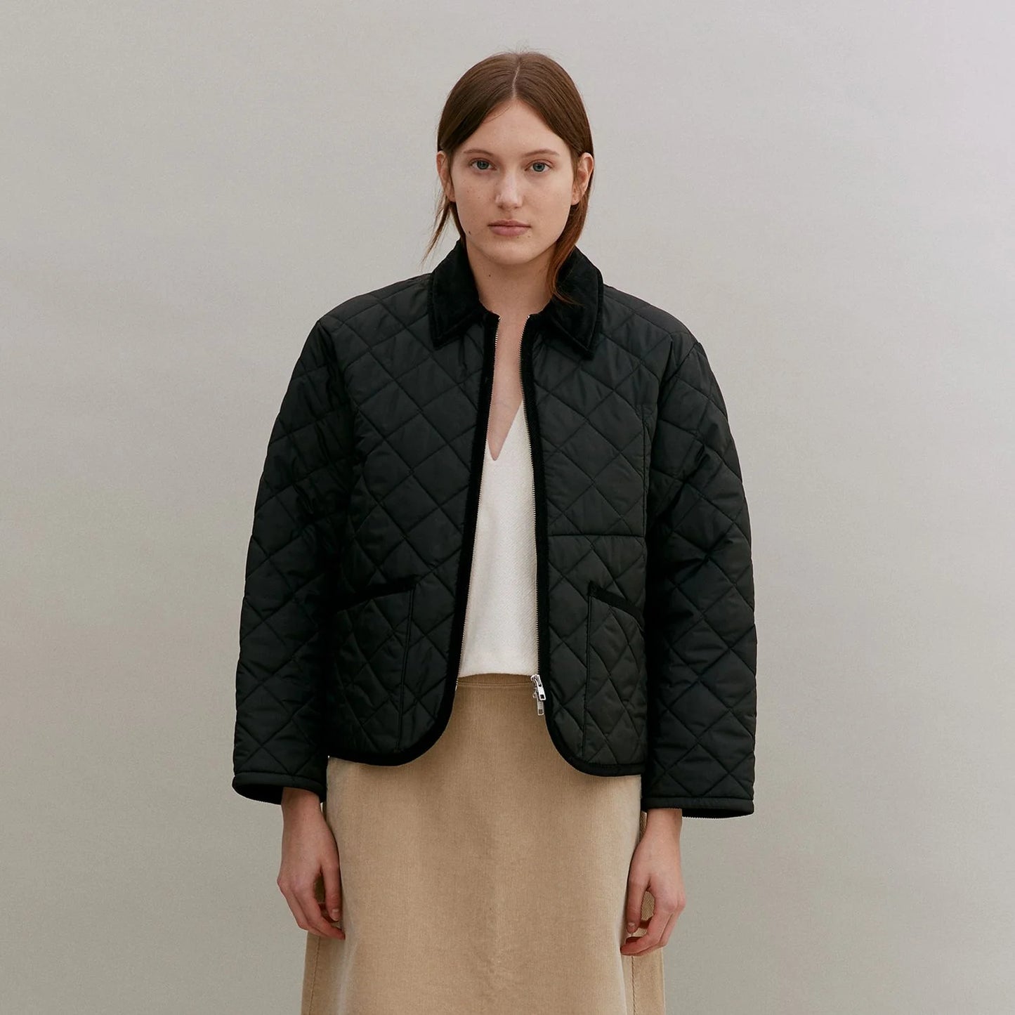 LVH TEYNHAM  Women's Cropped Quilted Jacket Sable Black