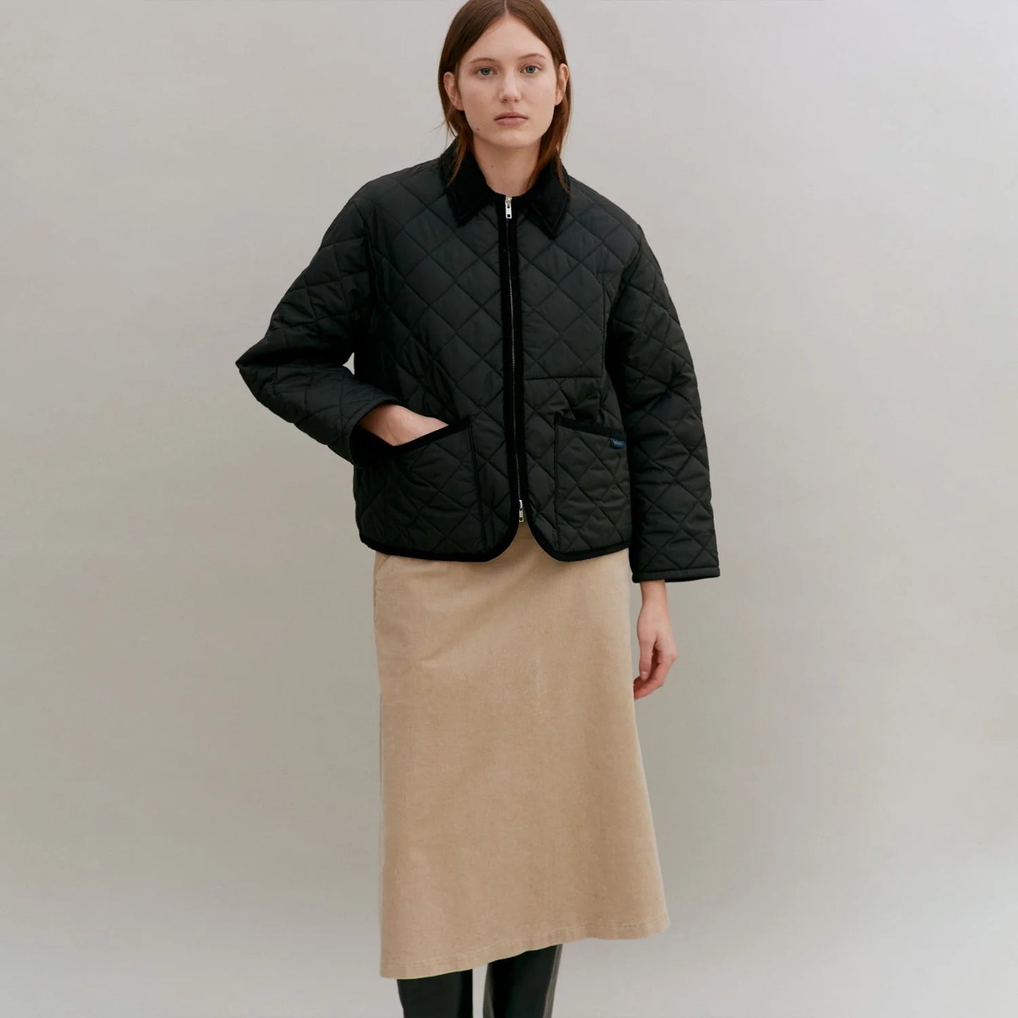 LVH TEYNHAM  Women's Cropped Quilted Jacket Sable Black