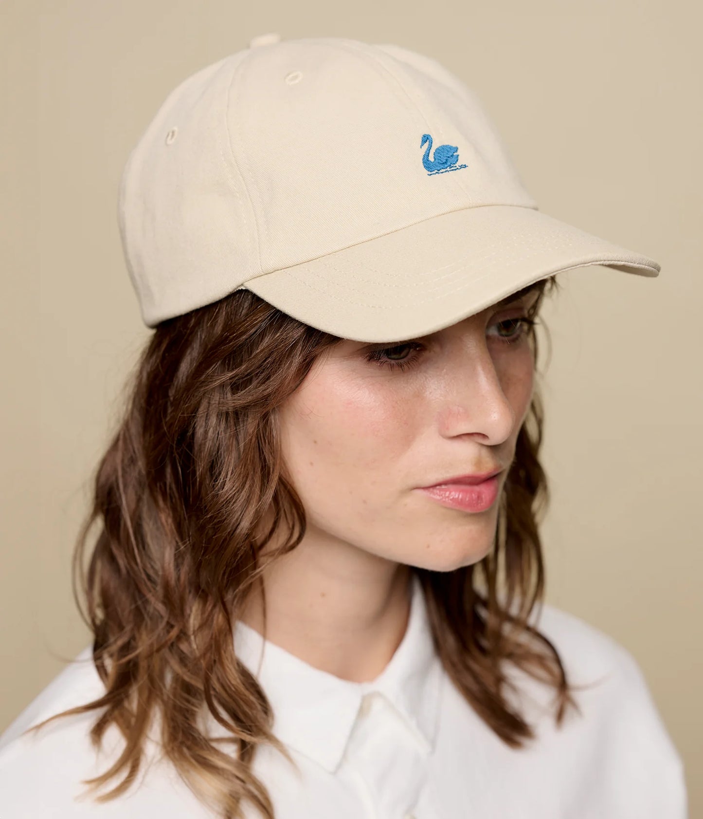 MERZB CAP01 Swan Logo Organic Cotton Twill Cap light khaki/deep blue