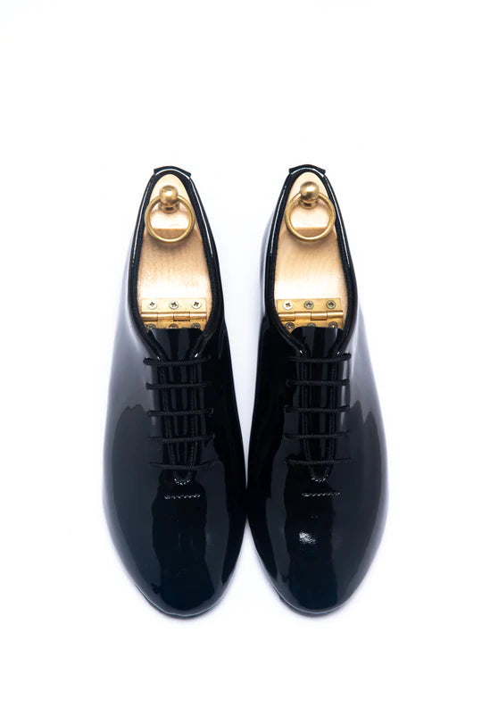 CNP REGENT Wholecut Jazz Shoes Black Patent